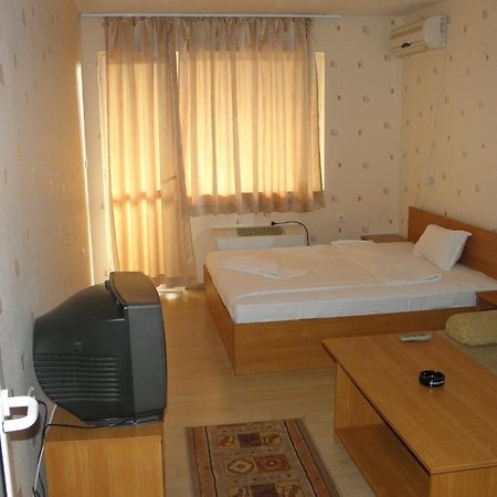 Hotel Pilevski Благоэвгард Экстерьер фото